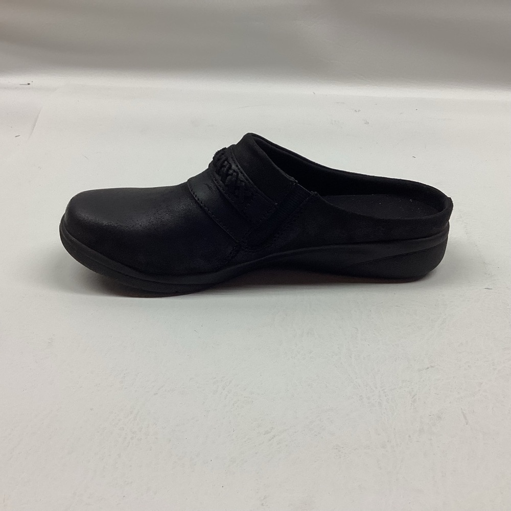 Bear Traps Women’s Dafnee Black Mules.  Size 6.5 - Picture 3 of 12